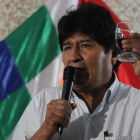 El expresidente de Bolivia, Evo Morales, habla este martes durante un brindis de Fin de Año con miembros de la comunidad boliviana en Buenos Aires.-EFE / AITOR PEREIRA
