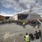 Asamblea de trabajadores en la fábrica de Nissan en Ávila.-ICAL