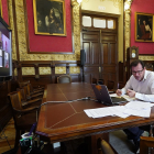 Óscar Puente en la reunión telemática del "grupo de trabajo" del Ayuntamiento de Valladolid
