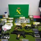Material incautado en la detención.-GUARDIA CIVIL