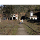 Estación de Barca Dalba perteneciente a la vía férrea de La Fregeneda.-ICAL