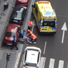 Imagen del accidente de esta mañana en calle Panaderos-EL MUNDO