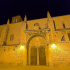 Una de las fachadas de la Iglesia de El Salvador en Simancas.-MIGUEL ÁNGEL SANTOS