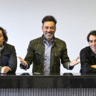 Raúl, Manuel y Óscar Quijano, ayer, durante la presentación del concierto que ofrecerán en el Delibes.-ICAL.
