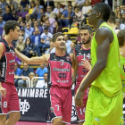 Alvarado se dirige a sus compañeros Reyes, Astilleros y Hopfgartner.-P. R.