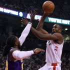 Ibaka, de blanco, en acción.-USA TODAY SPORTS