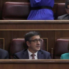 Los diputados del PSOE Pedro Sánchez, Patxi López y Soraya Rodríguez, en el hemiciclo del Congreso.-EFE / BALLESTEROS