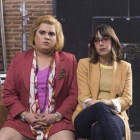 Brays Efe y Belén Cuesta, en Paquita Salas.-CARLA OSET / NETFLIX