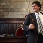 Carles Puigdemont, durante su toma de posesión como alcalde de Girona.-JOAN CASTRO