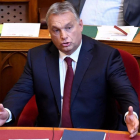 El primer ministro húngaro, Viktor Orban, en una sesión parlamentaria en Budapest.-ATTILA KISBINDEK
