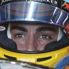 Fernando Alonso (McLaren-Honda), muy decepcionado del comportamiento de su monoplaza.-AP