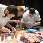 Segunda y última jornada de la cuarta edición de 'Devora, es Burgos'. Top War Chef, duelo entre dos equipos de cocineros, celebrado en el Fórum Evolución-Ical