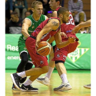 Mike Torres bota el balón durante el partido contra el Betis.-PHOTO DEPORTE