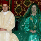 El hermano del monarca marroquí Mohamed VI, Mulay Rachid, junto a su esposa Oum Keltoum Boufares.-Foto: EFE