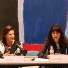Presentación de la exposición 'Memoria de un sueño, historia de una colección: Barceló, Chillida y Picasso. En la imagen, Dolores Duran (I), y Ana Redondo García (D).-ICAL