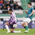 Oliveira, rodilla en tierra en su debut como jugador blanquivioleta.
