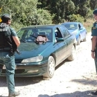 Vehículo localizado por la Guardia Civil en Corrales y en el que pasó la víctima dos días secuestrada