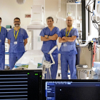 Miembros del servicio de Cardiología en las instalaciones del Complejo Asistencial Universitario de Salamanca.