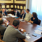 Reunión de la junta de gobierno el Ayuntamiento presidida por Carnero