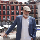El escritor Fernando Aramburu participa en la 57 Feria del Libro de Valladolid
