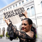 La actriz Teresa Abarca posa caracterizada como Roxie Hart para iniciar la presentación de 'Chicago'.