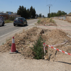 Tramo por el que discurrirá el carril bici y la acera a Simancas, con las obras ahora paradas.