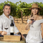 Agustín y Marta apuestan por el vino surgido de una finca histórica, pero también de una vía para presumir del paisaje, cultura y patrimonio de su tierra