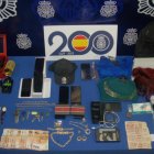 Joyas, dinero y material incautado a los detenidos tras los robos en Valladolid.