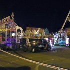 Ambulancias y policía nacional en recinto ferial de Palencia en la pasada noche