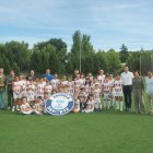 Foto de familia de la presentación de la Escuela 100x100 Deporte.