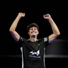 Arturo Coello celebra el título del Premier Padel P2 Valladolid