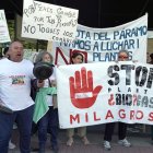 Vecinos de una decena de municipios de Castilla y León, constituidos en una plataforma, se concentran contra la instalación de macroplantas de biogás en sus localidades, en coincidencia con el IV Salón del Gas Renovable, englobado en la Feria de Bioenergía.