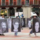 Fundación Intras da inicio a sus actividades por el Día de la salud mental con una intervención artística efímera' en la plaza Mayor de Valladolid