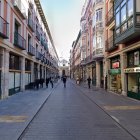 Calle Platerías donde se produjo la segunda agresión del detenido reincidente.