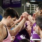 El UEMC Real Valladolid celebra el pase a los playoffs de la Copa de España.