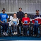 Los finalistas del torneo junto a Corujo, presidente de la Federación de Tenis de Castilla y León.