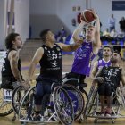 Jugada entre ambos equipos en la reciente Copa Castilla y León.