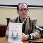 Presentación del libro 'El valle de la niebla' de Ismael Pérez Blanco.