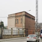 Edificios dentro del recinto de la actual estación de tren en la zona de la calle Recondo