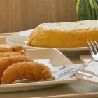 Imagen de archivo de unas croquetas del establecimiento Groove en Valladolid.