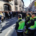 Minuto de silencio por el bombero fallecido en la Diputación de Valladolid.