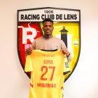 Juma, con su nueva camiseta.