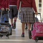 Niños acuden al colegio en una imagen de archivo