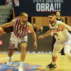 Mike Torres ante Quintela.