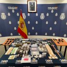 Imagen de todo lo incautado a un grupo dedicado al tráfico de drogas en Palencia.