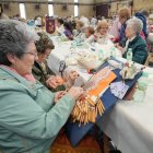 IV Encuentro de Bolillos y Vainicas en el Polideportivo Rondilla