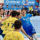 De Toledo en una acción del partido ante el Bidasoa.