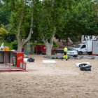 Imagen de la limpieza de la playa de Las Moreras tras la noche de San Juan.