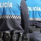 Policías municipales de la ciudad de Valladolid en una imagen de archivo.