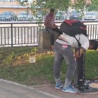 Inmigrante en un espacio público en Medina del Campo